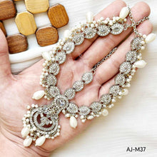 AJ-M37