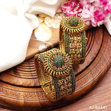 Openable Bangles Pair AJ-BA541