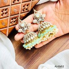 AJ-E652