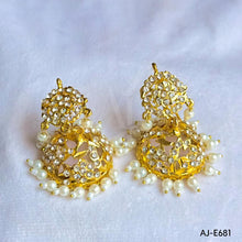 AJ-E681