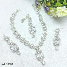 AJ-N3832